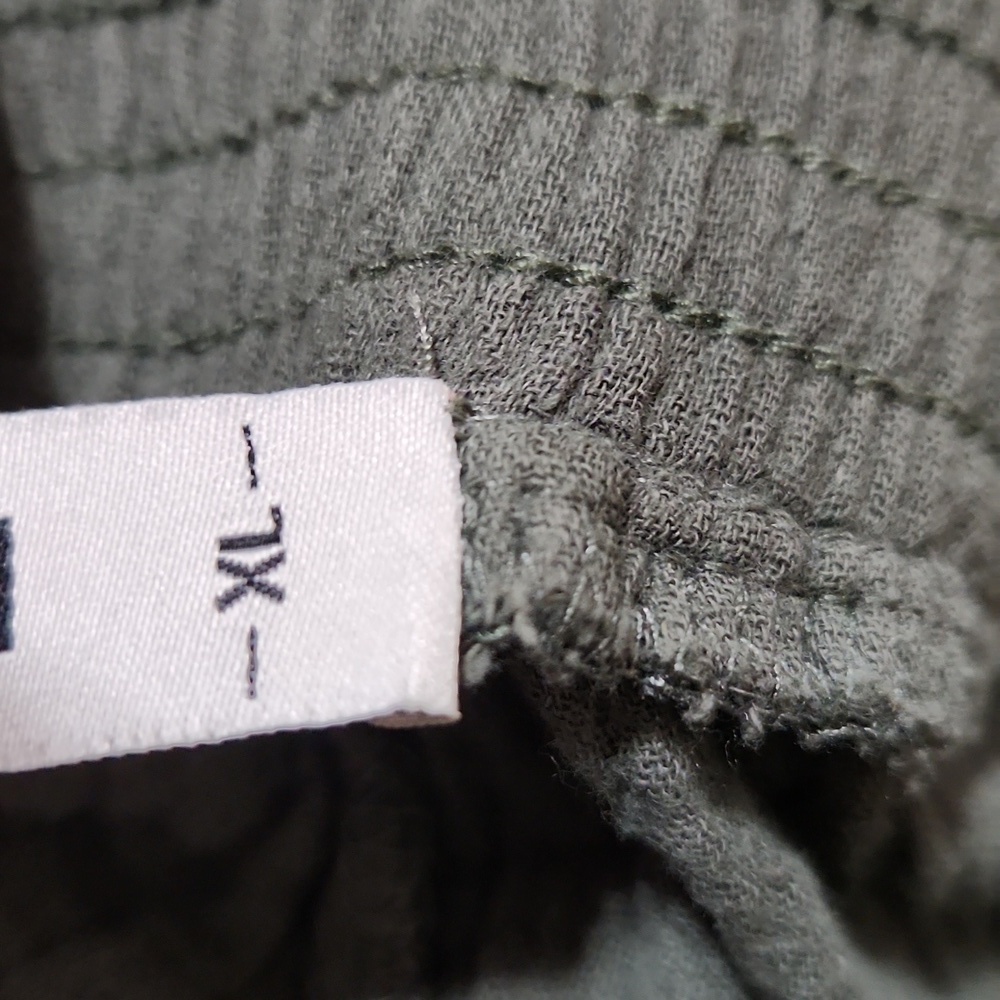 [Grace Karin] Hi Rise Green Capris - Size XL - Picture 9 of 10